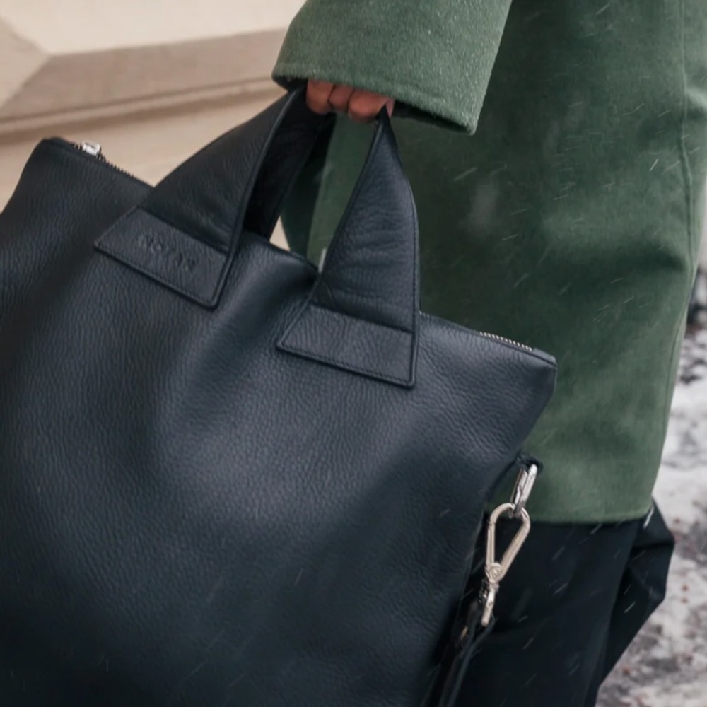 No/An Studio Simo Tote black leather NEW - Picture 4 of 16